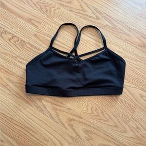 Women's sports bra